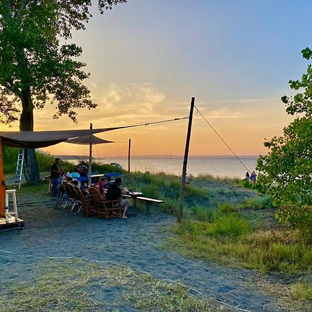 Beachfront Caravans Chernomorets Dış mekan fotoğraf