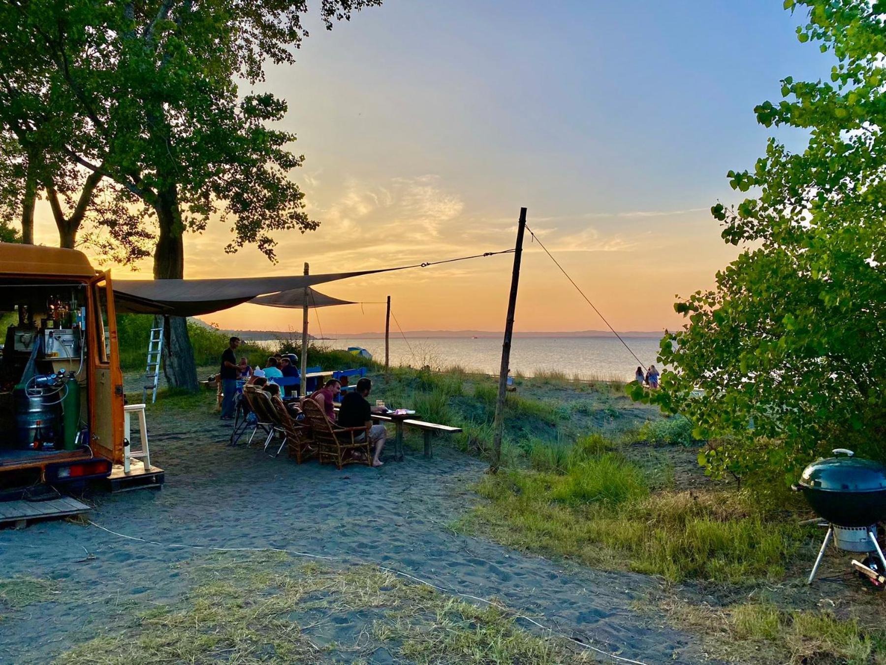 Beachfront Caravans Chernomorets Dış mekan fotoğraf
