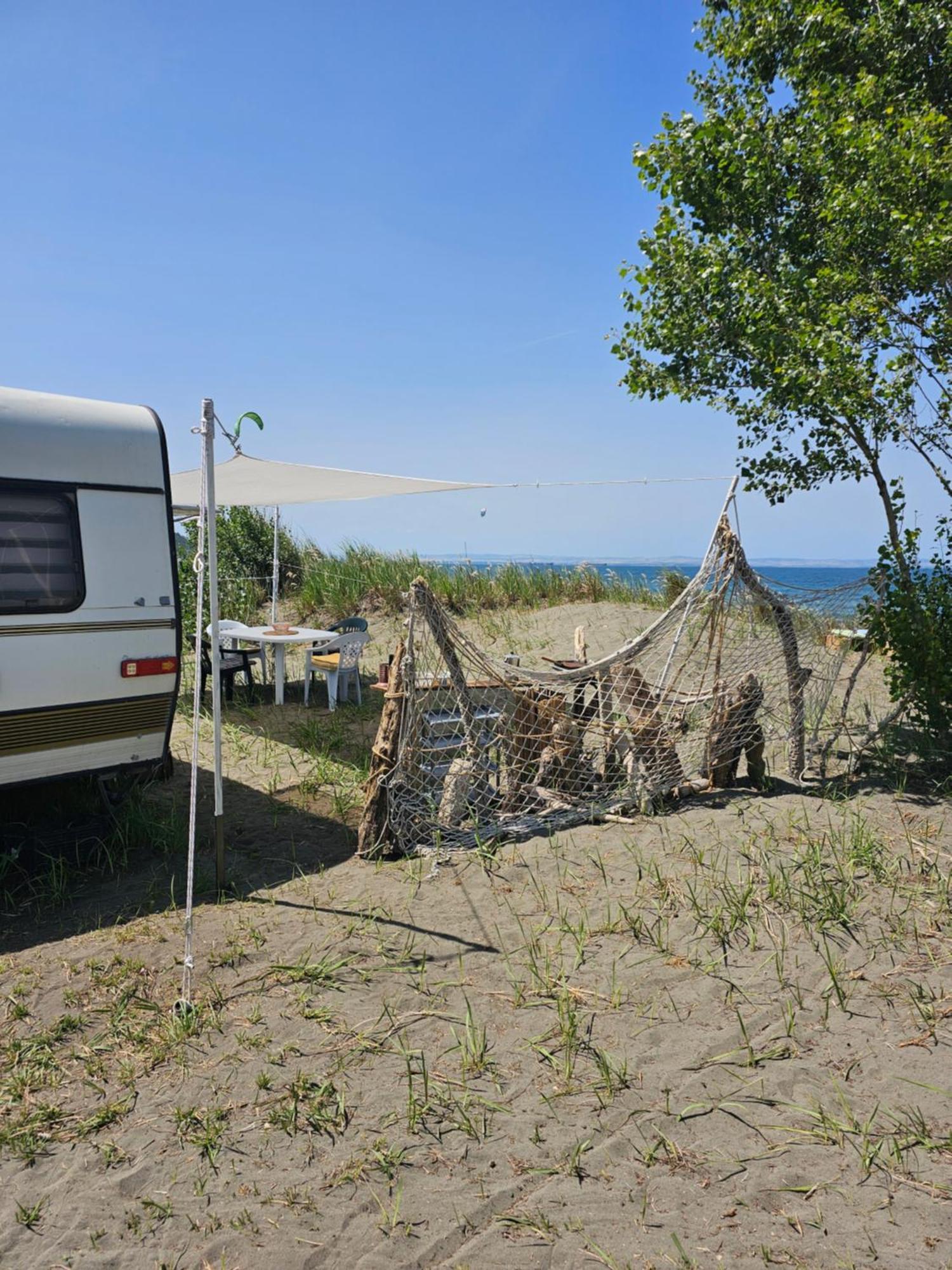 Beachfront Caravans Chernomorets Dış mekan fotoğraf