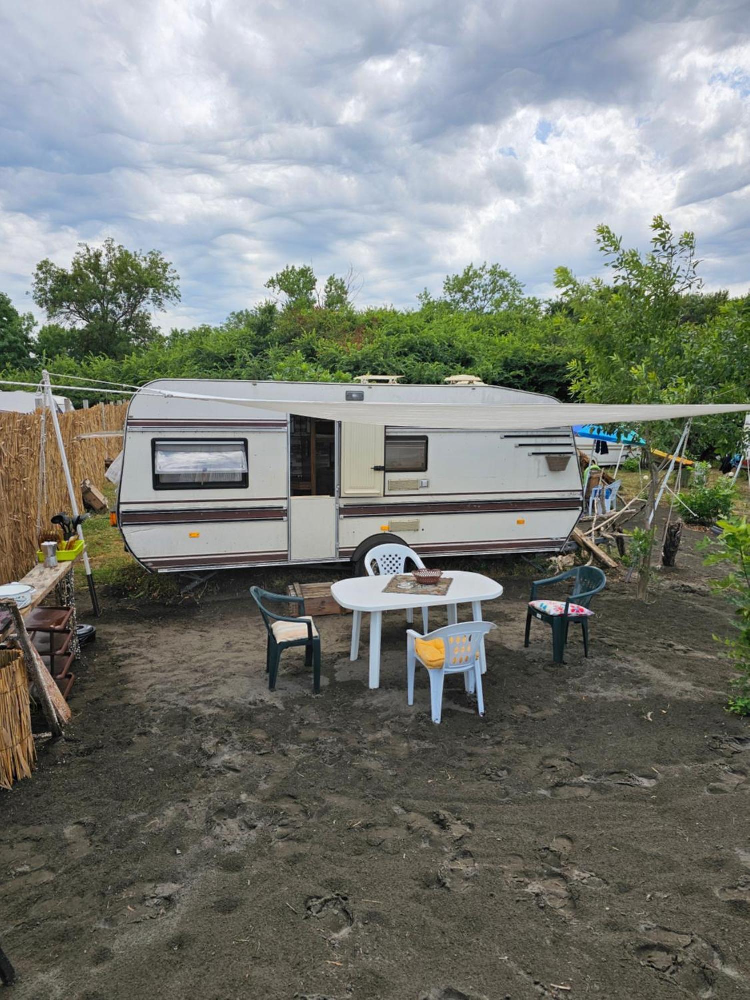 Beachfront Caravans Chernomorets Dış mekan fotoğraf
