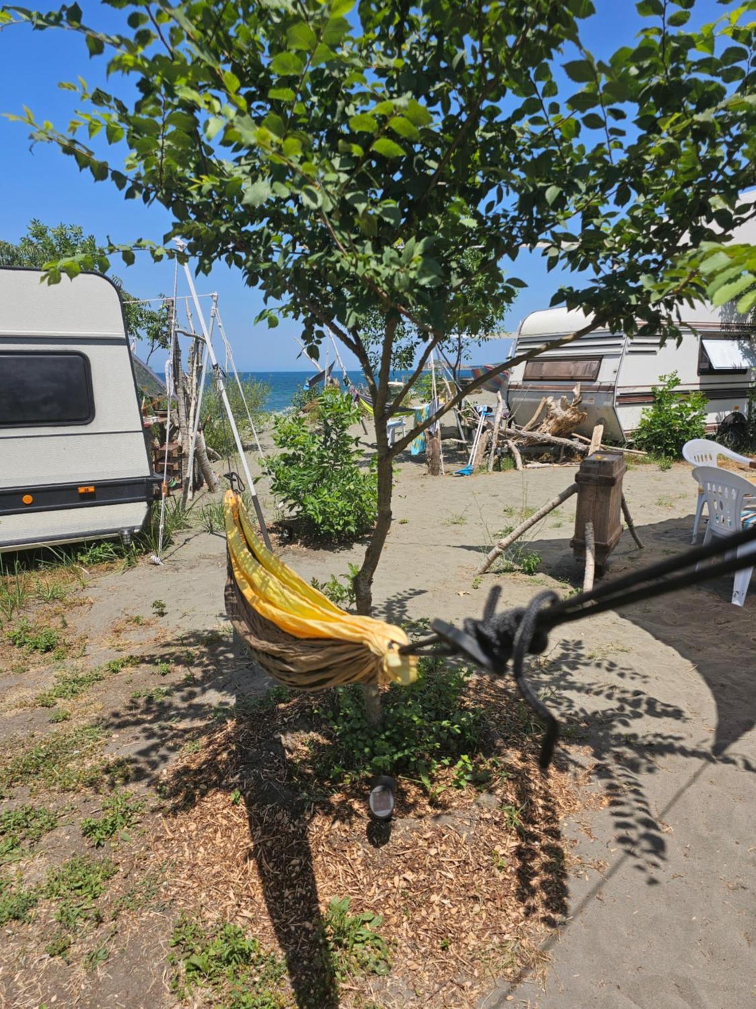 Beachfront Caravans Chernomorets Dış mekan fotoğraf