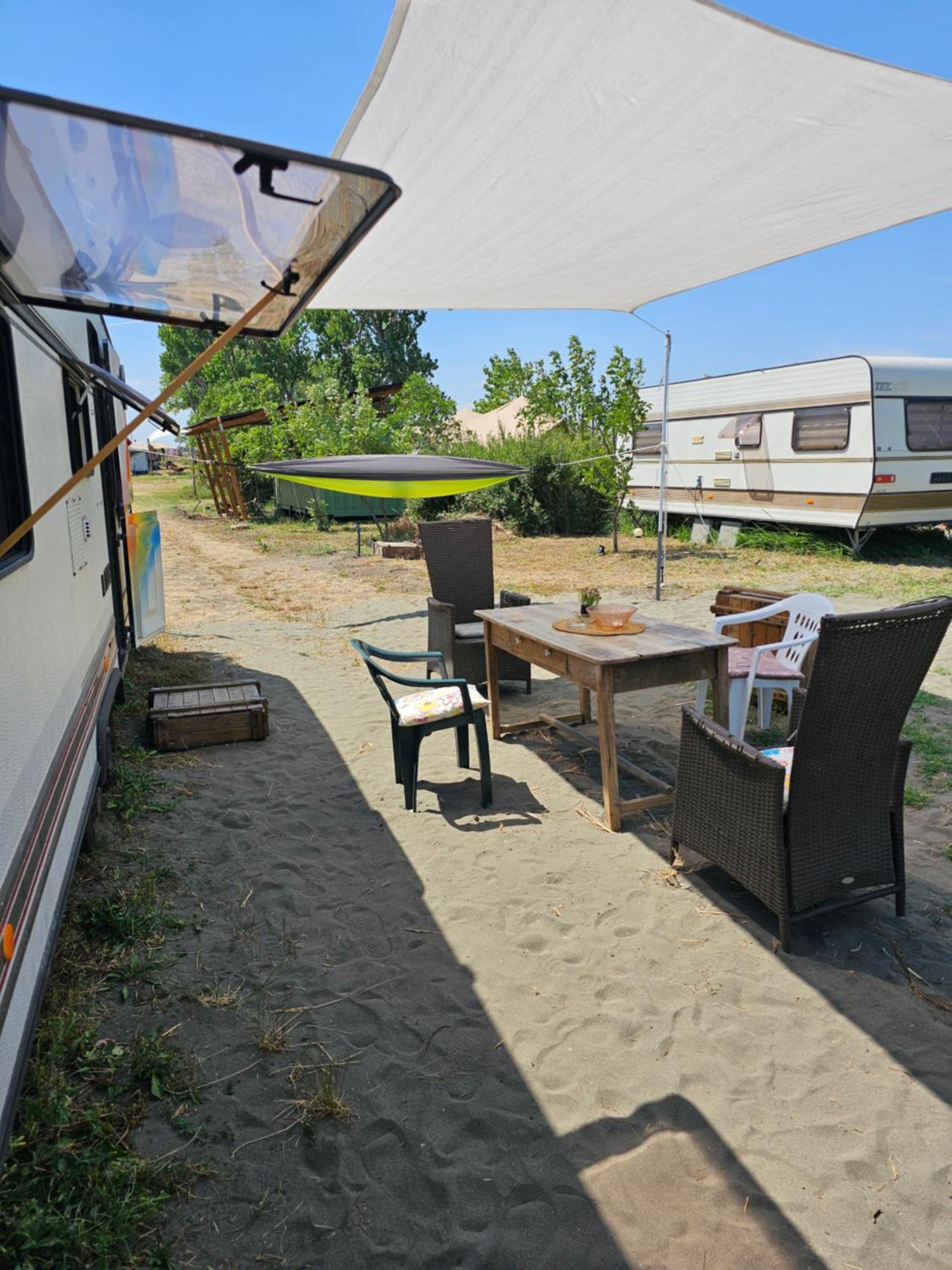 Beachfront Caravans Chernomorets Dış mekan fotoğraf