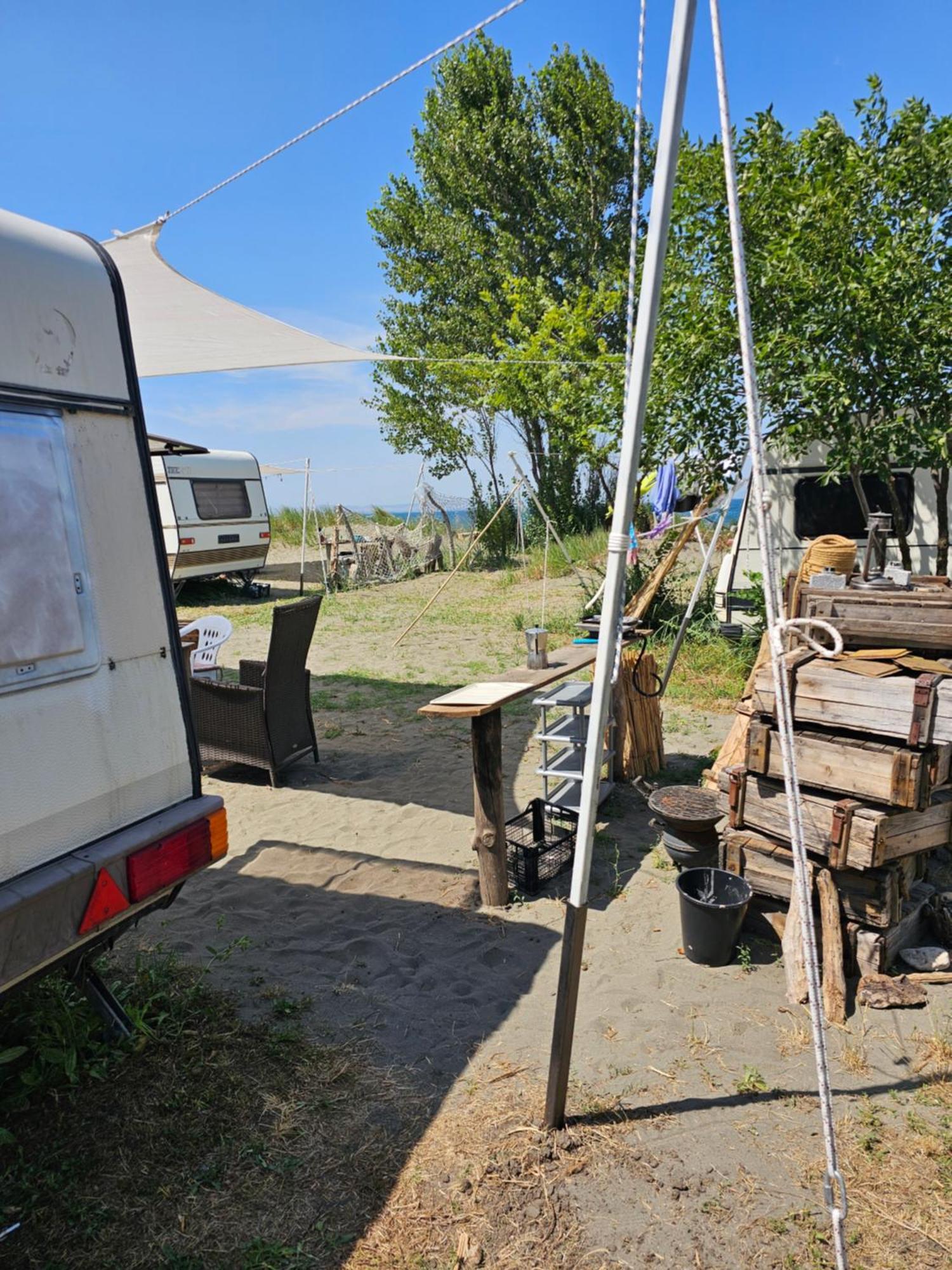 Beachfront Caravans Chernomorets Dış mekan fotoğraf